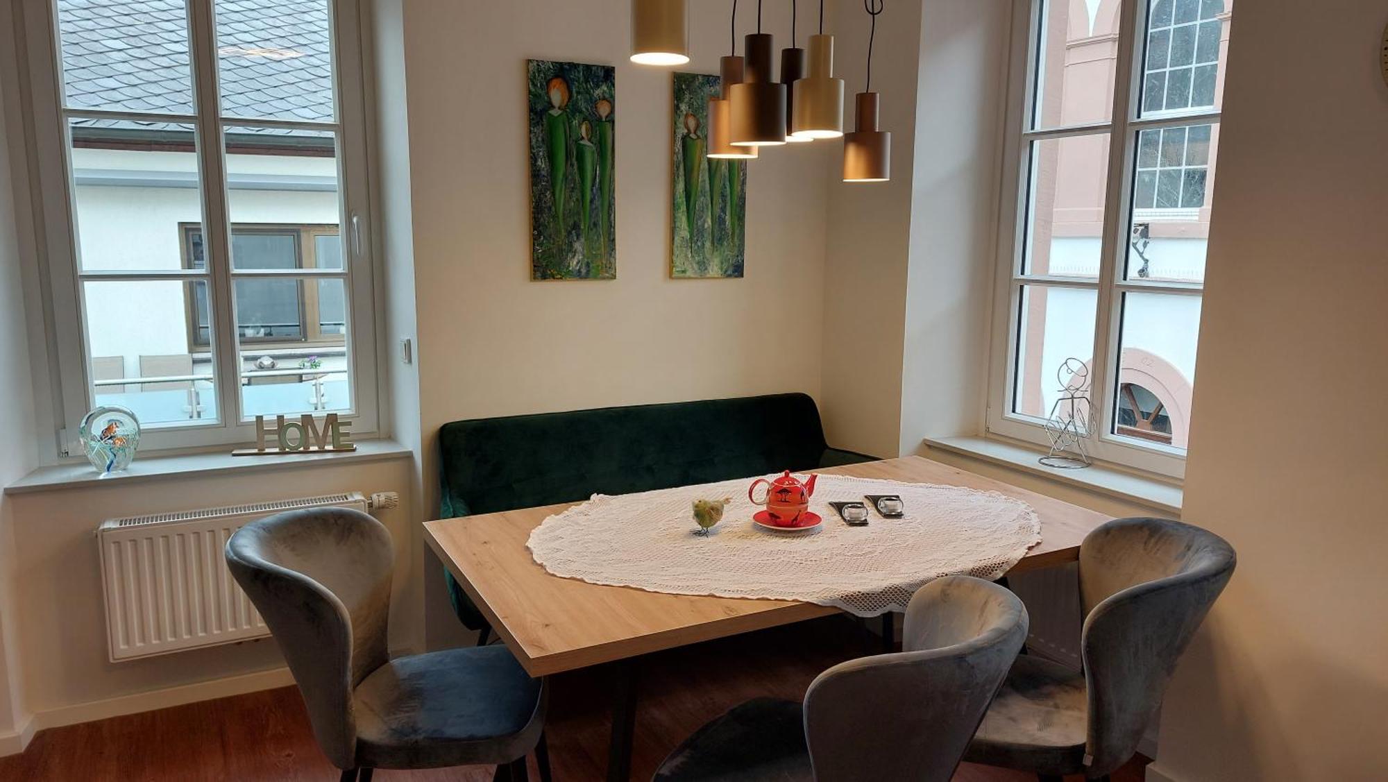 Ferienwohnung Lieser Am Markt Buitenkant foto